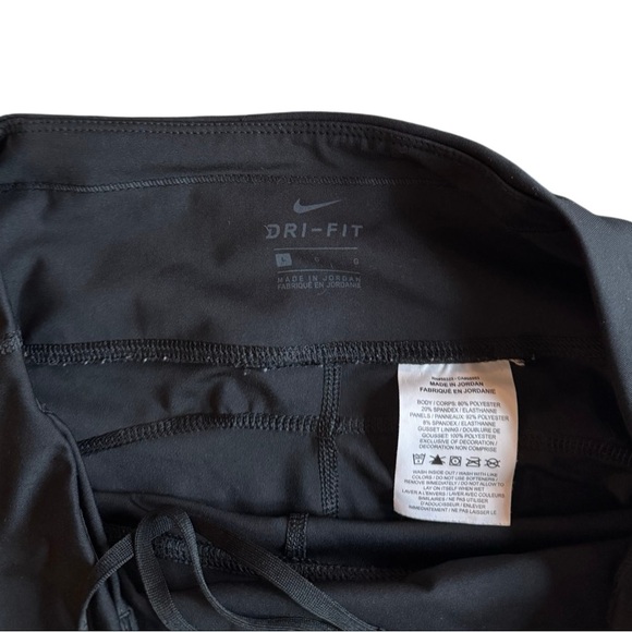 Nike Fast Women's Mid-Rise Crop Running Leggings Multi Pocket - Black Size Large - Picture 10 of 12